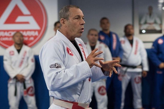 <center>What’s the difference between Instinct and Awareness?<br>Carlos Gracie Jr. Explains<center> image